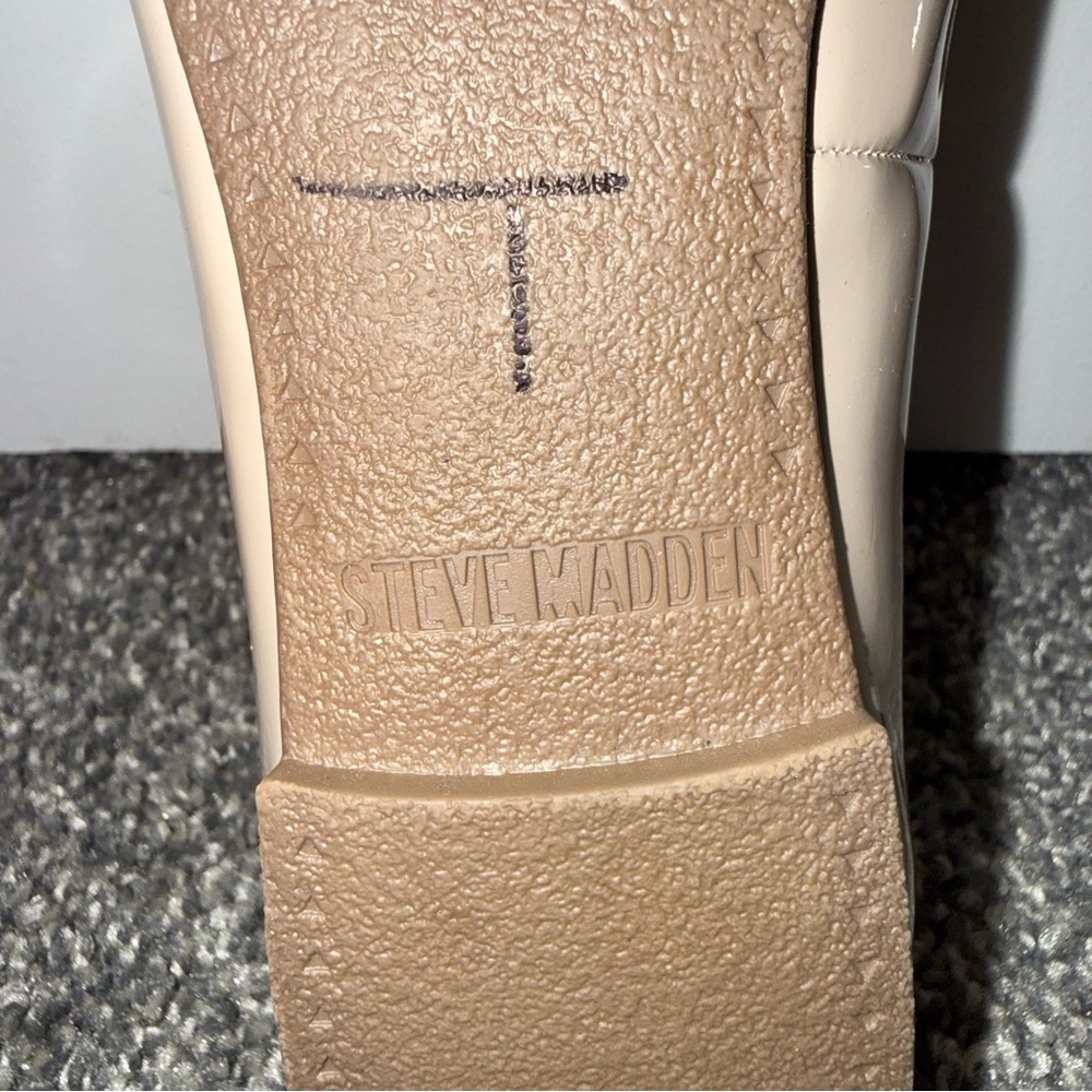 Steve Madden Amoree Ballet Flats Nude Patent Leather Women’s Size 7M Slip On - Picture 12 of 12